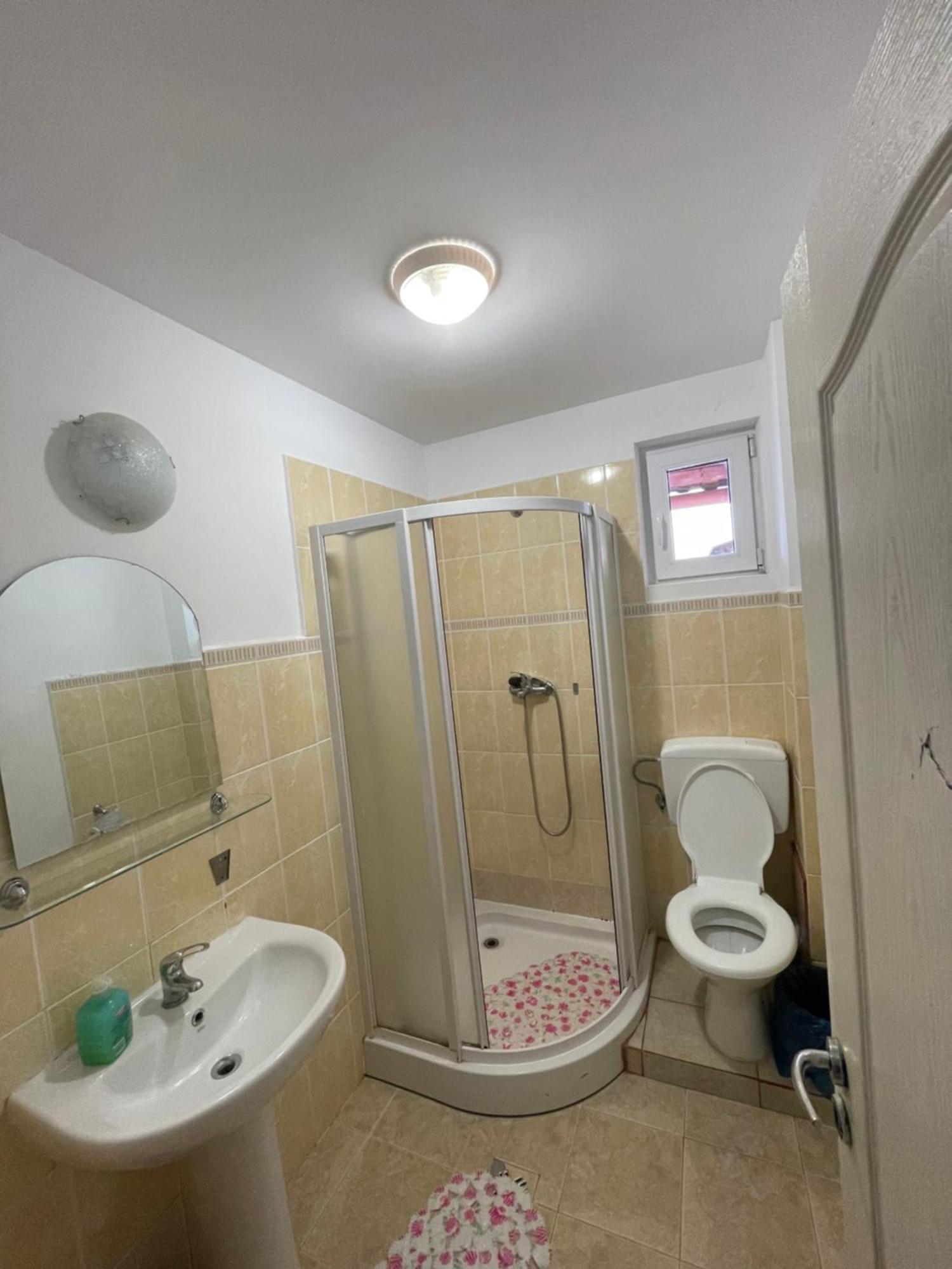 Constantinescu A. Hotell Buşteni Exteriör bild