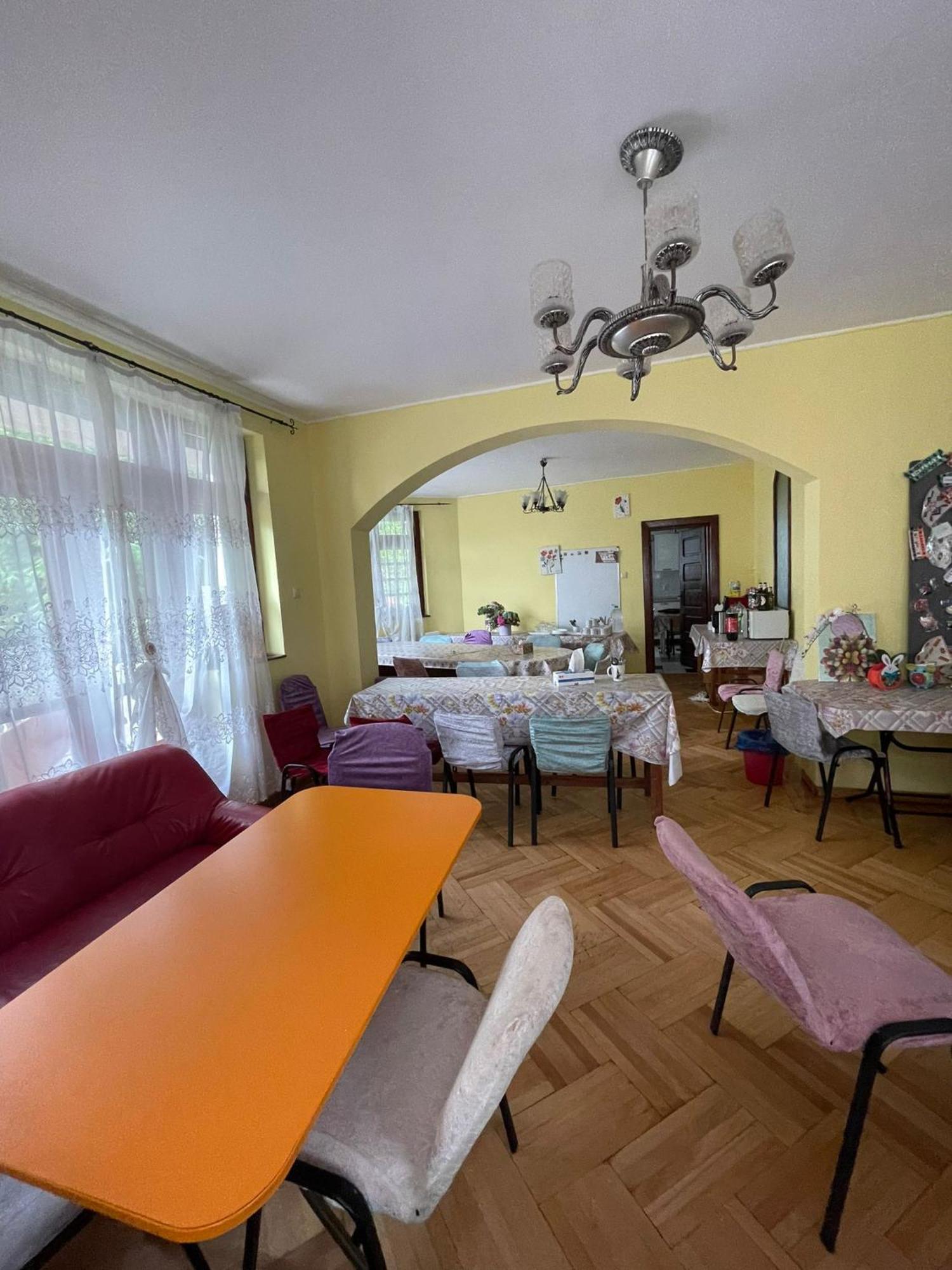 Constantinescu A. Hotell Buşteni Exteriör bild